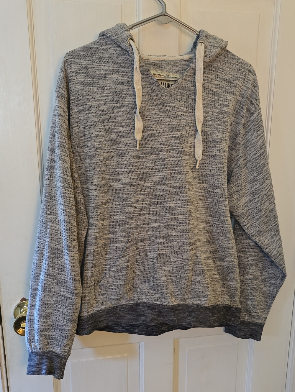 Men's Gray Hooded Pullover Sweatshirt